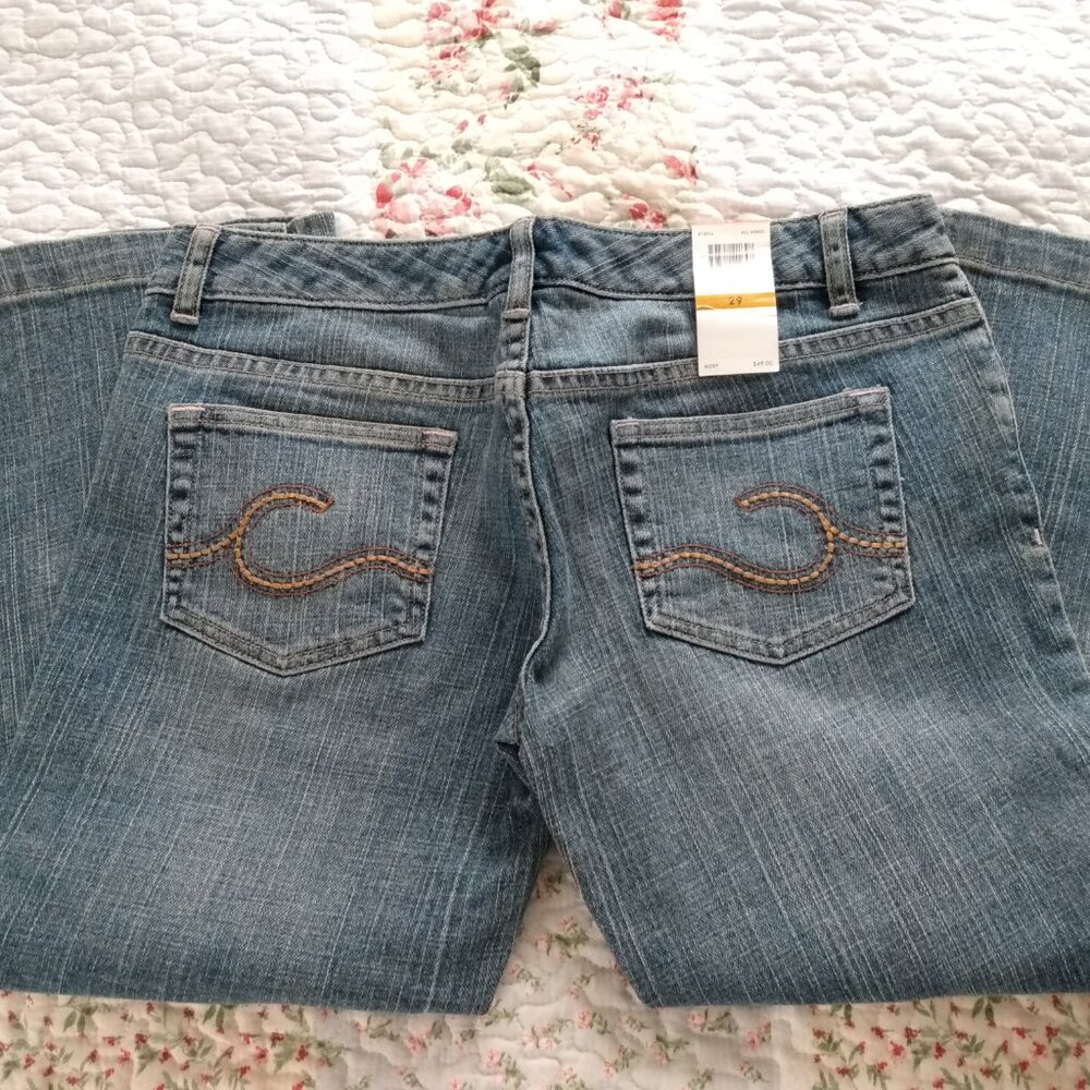 NWT, Calvin Klein capris, size 29 - Picture 5 of 7